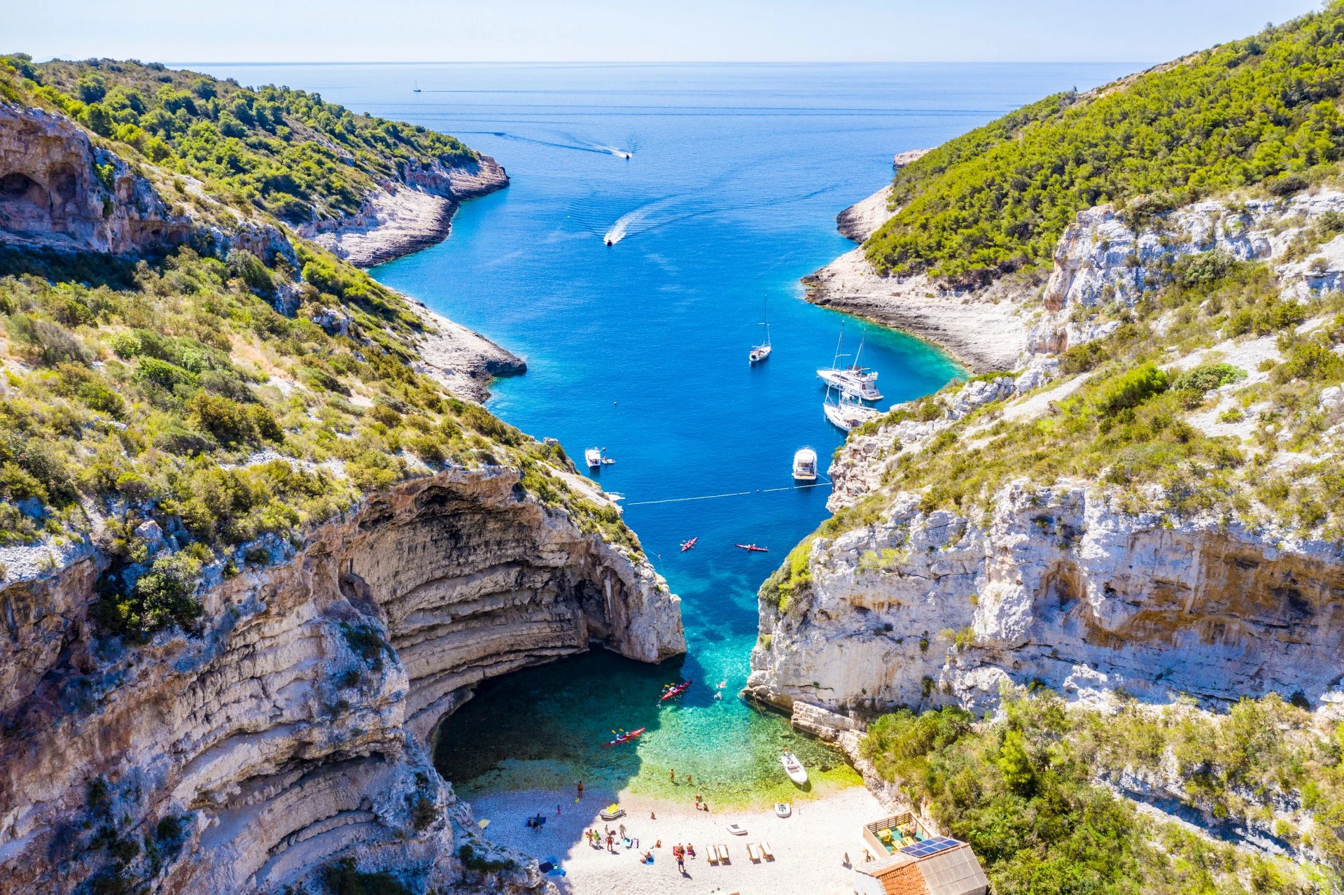 Vis holiday rentals